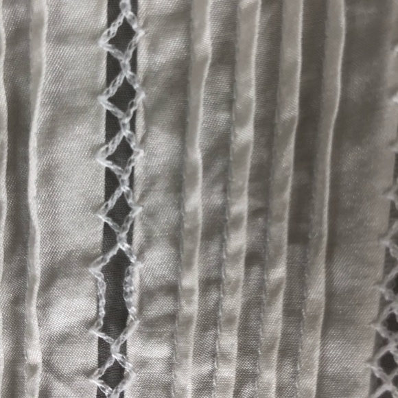 Tristan White Tuxedo Style Blouse - Picture 4 of 6